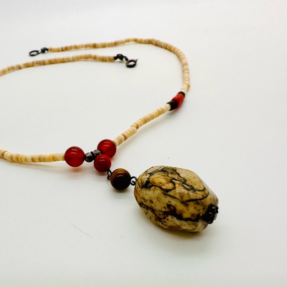 Vintage Heishi Coral Stone Necklace - Picture 8 of 16
